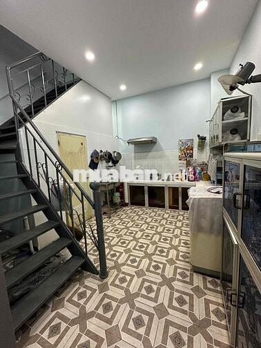 bán nhà h5m trường chinh P14 Tân bình. DT: 4m x 15m 3 tầng giá 8ty TL