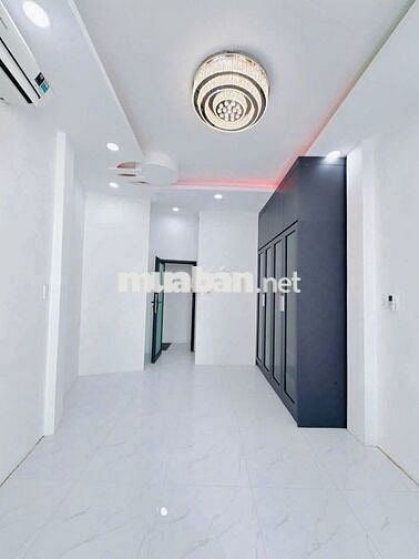 Nhà Nguyên Căn Đường Vĩnh Hội - 2PN 2WC - 3x10m - Sẵn Máy Lạnh