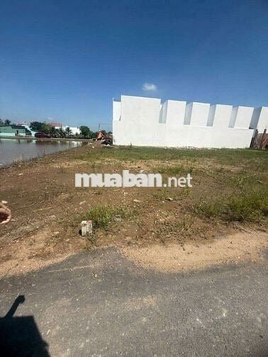 ĐẤT NGỘP MẶT TIỀN ĐƯỜNG XE HƠI