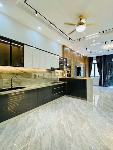 Nhà hẻm xe hơi 6m Dương Đình Hội, Phước Long B, Quận 9, cho thuê 10tr