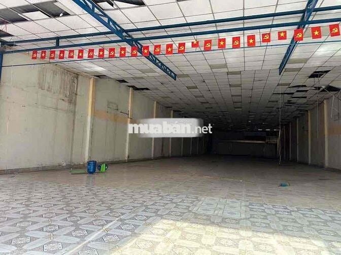 Mặt Bằng Kho Xưởng 12x55m Khu vực Sầm Uất Q12