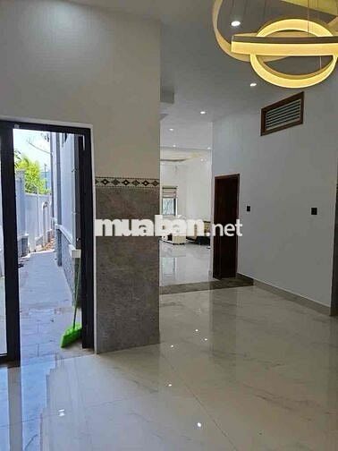 Bán Nhà xe hơi , 5mx14m , 2 Tầng, Kinh doanh được, Huỳnh Tấn Phát