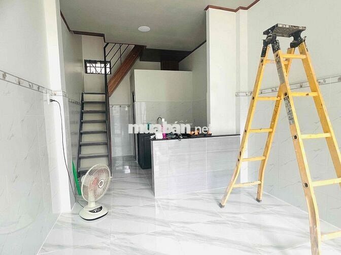 🏡 Nhà cho thuê mới xây – hẻm ô tô Nguyễn Duy, 3 tầng, 2 phòng, 3wc