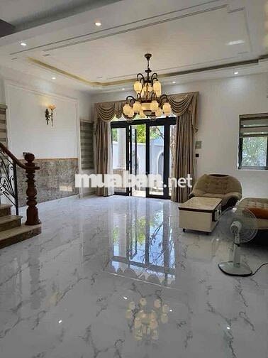 Bán Nhà xe hơi , 5mx14m , 2 Tầng, Kinh doanh được, Huỳnh Tấn Phát