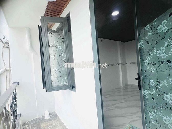🏡 Nhà cho thuê mới xây – hẻm ô tô Nguyễn Duy, 3 tầng, 2 phòng, 3wc