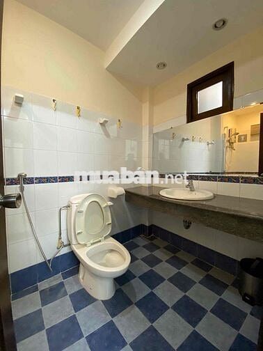 Phòng Cho Thuê Trần Quang Khải Quận 1 Gần Cầu Bông, Trần Khắc Chân