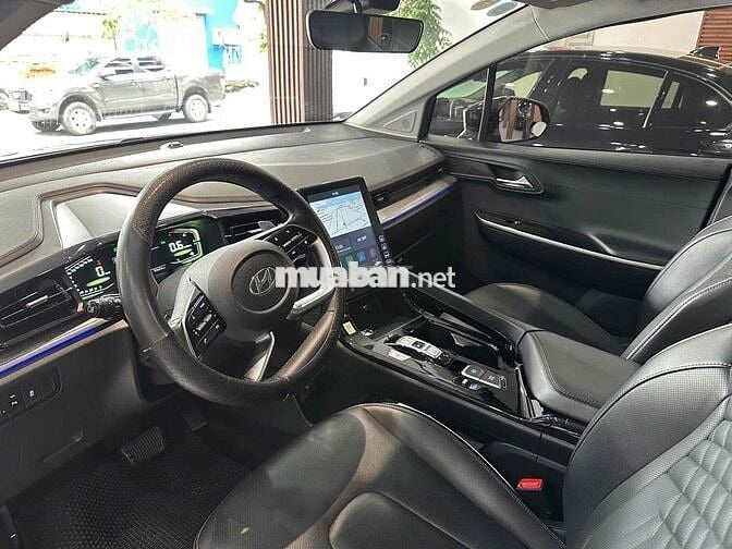 Hyundai Custin 2024 Cao Cấp 2.0T - 53000 km