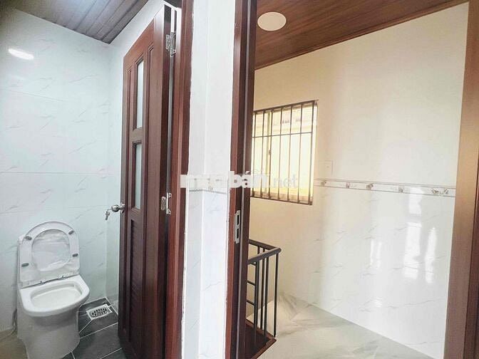 🏡 Nhà cho thuê mới xây – hẻm ô tô Nguyễn Duy, 3 tầng, 2 phòng, 3wc