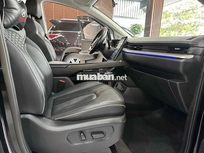 Hyundai Custin 2024 Cao Cấp 2.0T - 53000 km
