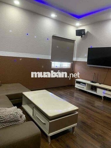 Biệt Thự 315m2 , Đường Xe Hơi 8m, ngang 13m có sân vườn , Lê Văn Lương