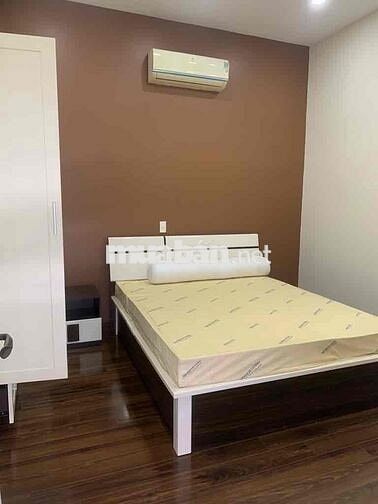 Biệt Thự 315m2 , Đường Xe Hơi 8m, ngang 13m có sân vườn , Lê Văn Lương