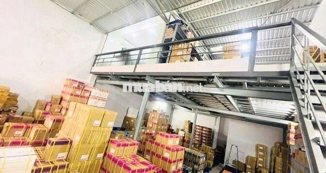 CHO  THUÊ  KHO  XƯỞNG( 200m2) CÓ GÁC LỬNG. ĐIỆN 3 PHA. QUẬN  6