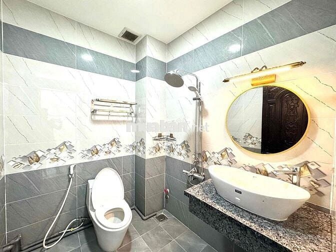 Cho Thuê Căn Studio Ban Công Gần Công Viên Lê Thị Riêng Mới Tháng 10