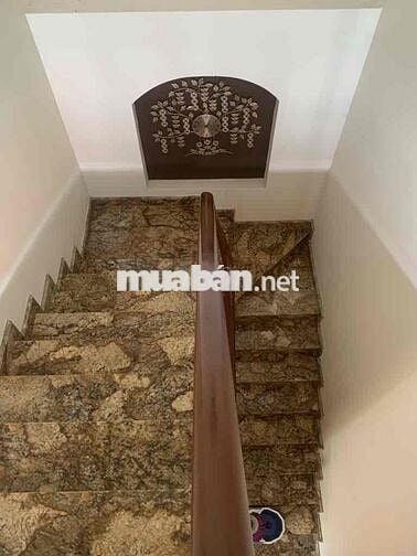 Biệt Thự 315m2 , Đường Xe Hơi 8m, ngang 13m có sân vườn , Lê Văn Lương