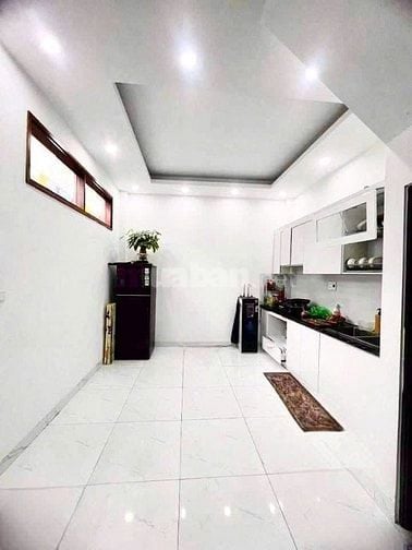 HOT BÁN NHÀ KHU PHÂN LÔ XÍ NGHIỆP TƠ TẰM SƠN ĐỒNG 60M2 5 TẦNG 2 MẶT TR