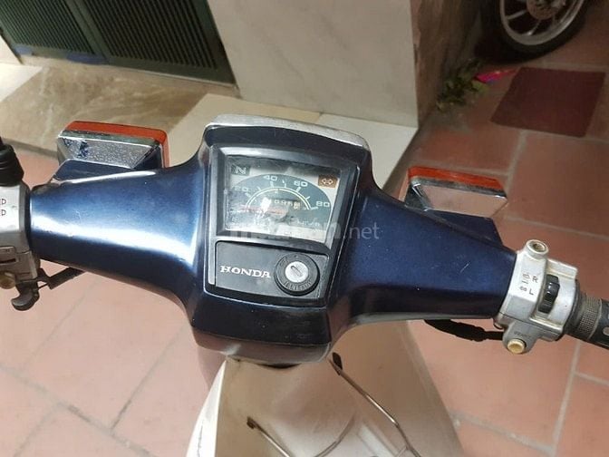 bán cúp nhật 8270 nguyên bản 10tr