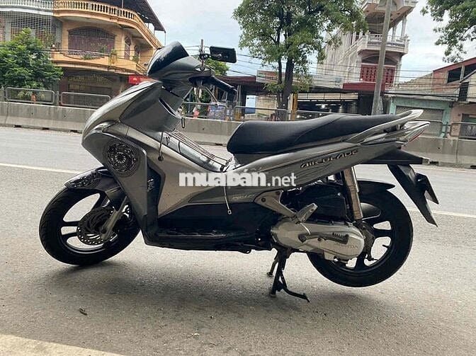 Xe airblade zin cả xe đẹp như hình