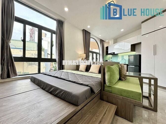 Cho thuê phòng 40m2 Full NT Ban công thoáng Bùi Đình Túy gần Hàng Xanh