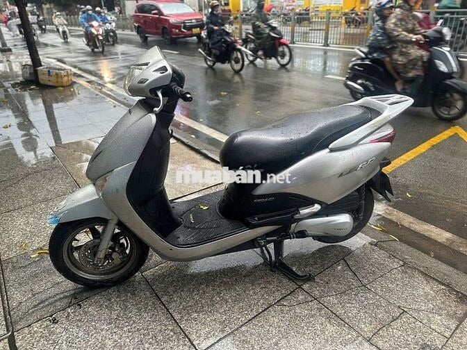 Honda lead Fi 2012 mới 90% Bstp chính chủ