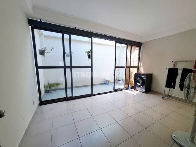 HOT! CHO THUÊ GẤP MẶT TIỀN KINH DOANH HAI BÀ TRƯNG, QUẬN 3 