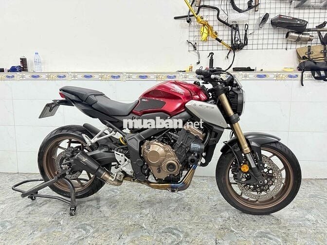 Bán HONDA CB650R ABS full đồ chơi cơ bản
