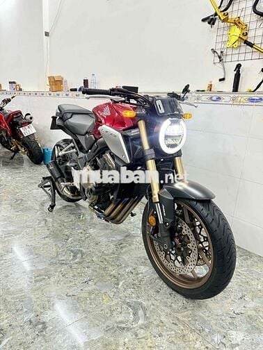 Bán HONDA CB650R ABS full đồ chơi cơ bản