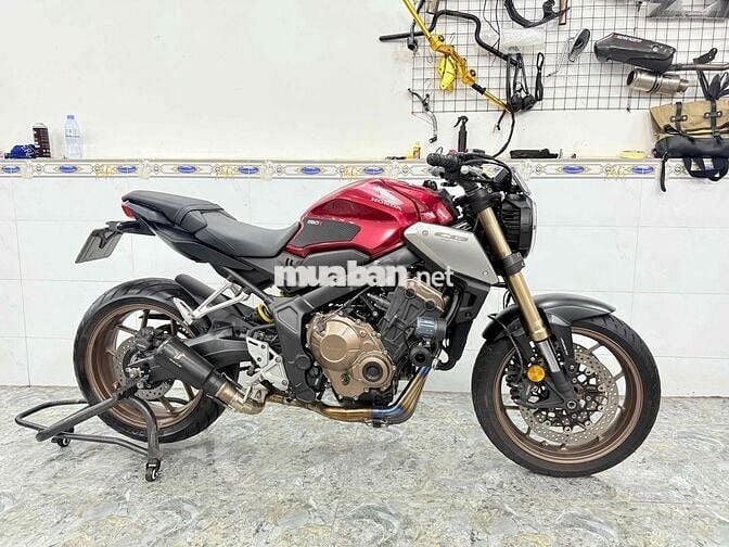 Bán HONDA CB650R ABS full đồ chơi cơ bản