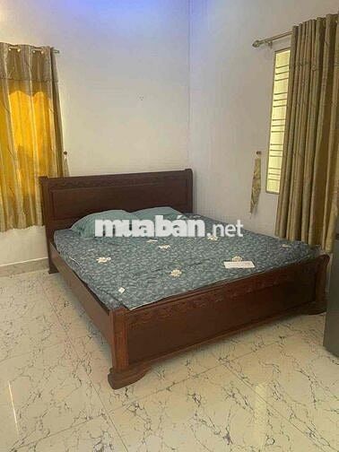 Phòng trọ GV 30m2 cửa sổ hướng ra công viên, full nội thất