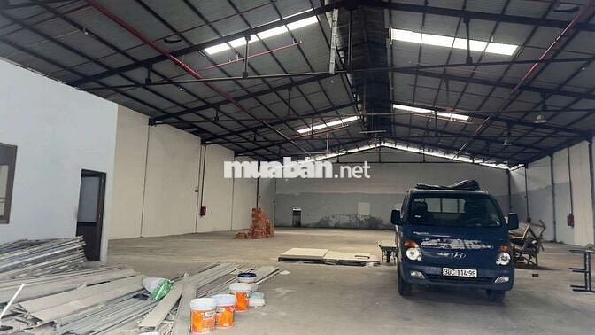 Xưởng QL 13 Thuận An 1000m² PCCC Tự động sẵn Văn phòng đường cont