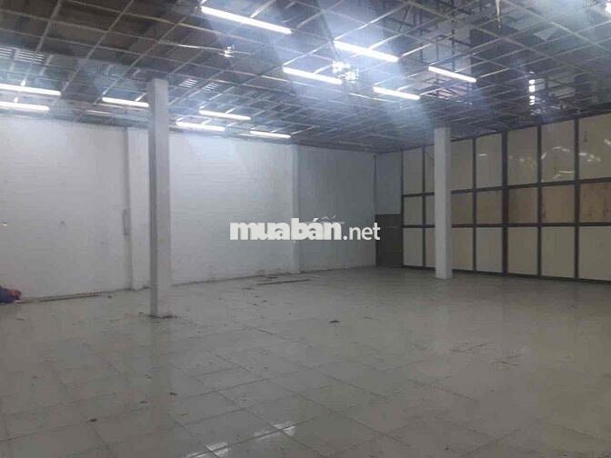 KHO XƯỞNG 920 M2 - PHAN VĂN HỚN - BÀ ĐIỂM - 28 TRIỆU / THÁNG