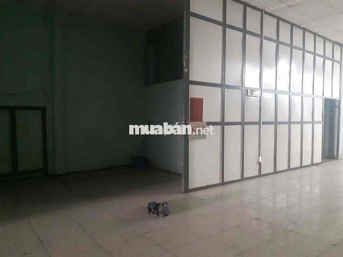 KHO XƯỞNG 920 M2 - PHAN VĂN HỚN - BÀ ĐIỂM - 28 TRIỆU / THÁNG