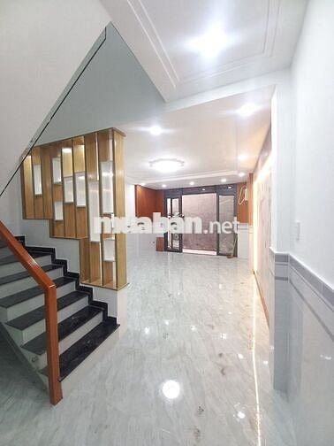 GIÁP GÒ VẤP_ NHÀ MỚI Ở NGAY_DT:4x8_2 TẦNG_CHỈ 1TỶ489