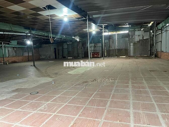 KHO XƯỞNG 920 M2 - PHAN VĂN HỚN - BÀ ĐIỂM - 28 TRIỆU / THÁNG