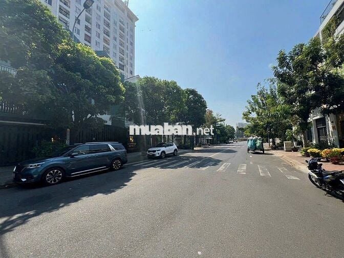 cho thuê nhà 160m2 MT đường lớn 20m, nhà đẹp, giá 40 tr/tháng