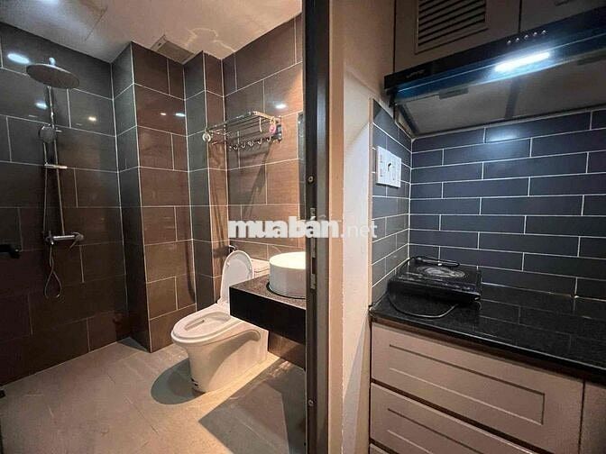 KHAI TRƯƠNG PHÒNG FULL NỘI THẤT BAN CÔNG LỚN Ở BÌNH THẠNH GIÁP Q1-Q3