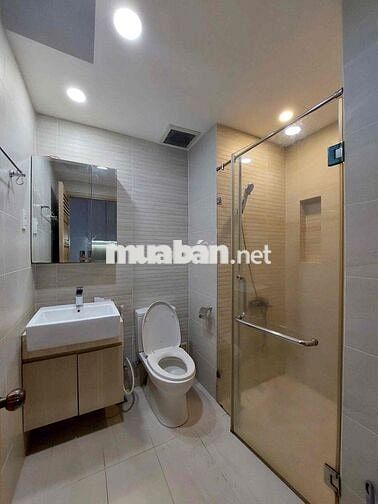 Cho thuê căn hộ 2PN 2WC. chung cư The Botanica. Phường 2 Tân Bình
