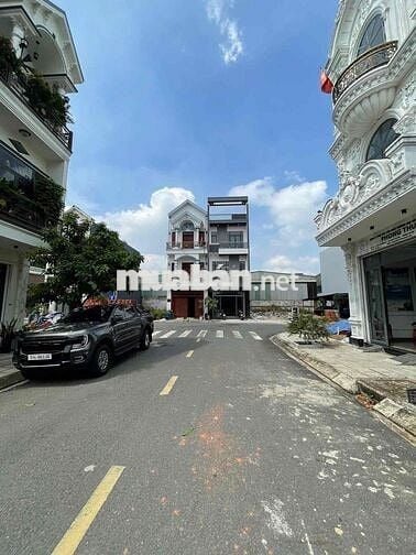 Giảm 180tr bán lô đất Gần Chợ Đông Đô.Ngã 6 vòng xoay An Phú