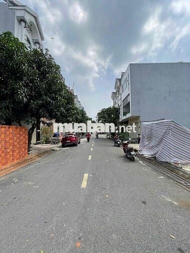 Giảm 180tr bán lô đất Gần Chợ Đông Đô.Ngã 6 vòng xoay An Phú