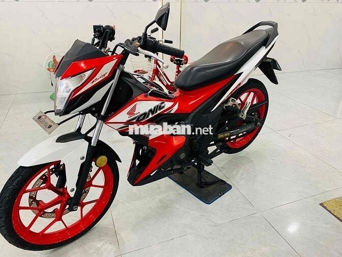 Thanh lý Sonic 150 xe đẹp máy zin êm. có trả góp