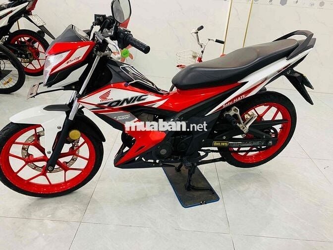 Thanh lý Sonic 150 xe đẹp máy zin êm. có trả góp