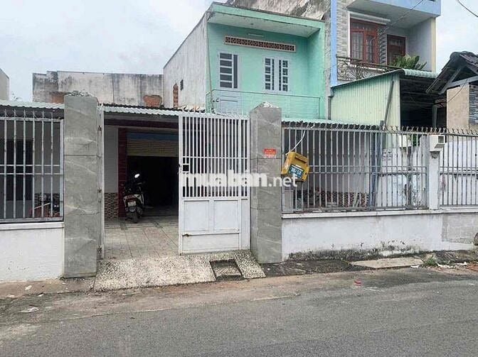 CHO THUÊ PHÒNG TRỌ 2TR6 PHAN VĂN HỚN HÓC MÔN