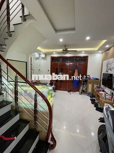 Hơn 6 ty, nhà 5 tầng gần trường THPT Nguyễn Huệ - Hà Đông Hơn 6 ty, nhà 5 tầng gần trường THPT Nguyễn Huệ - Hà Đông