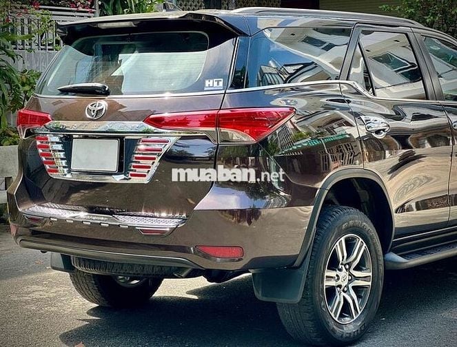 Toyota Fortuner 2017 2.7V 4x2 AT - rất mới.