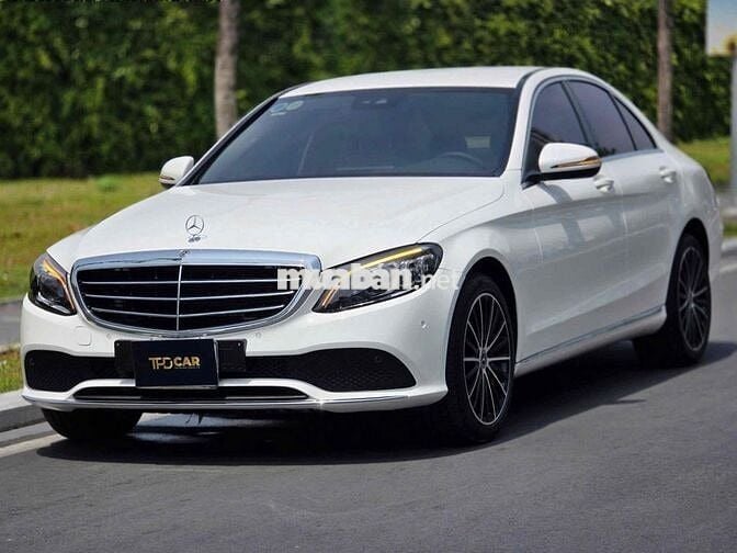 Mercedes C200 Exclusive 2021 Lướt 27.000km