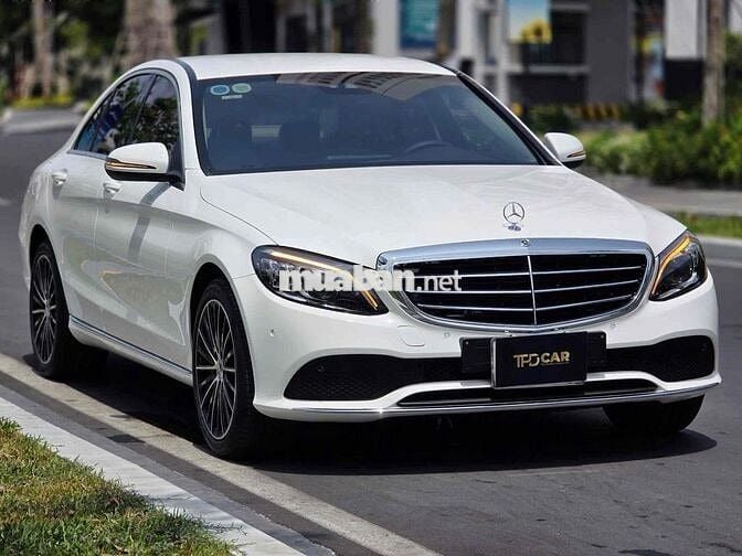 Mercedes C200 Exclusive 2021 Lướt 27.000km