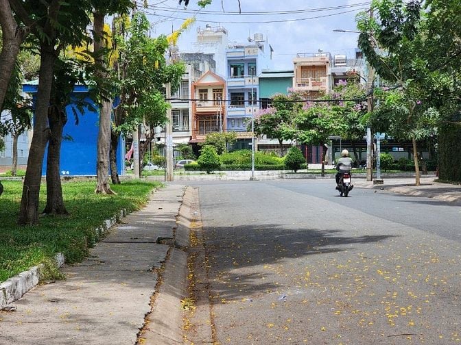 💯ĐỐI DIỆN CV LỚN🌿🍃Đường 14m Bình Phú 1- 4x19m 3 tầng SÁT MT CHỢ LỚN