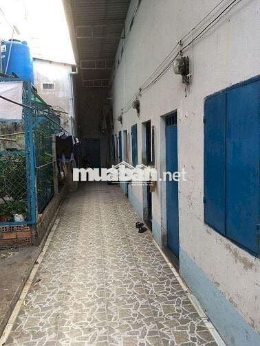 Phòng trọ giá rẻ 18m2 gần Coopmart Đặng Thúc Vịnh