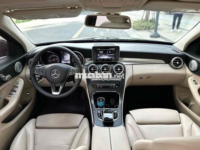Mercedes Benz C 2018 C200 - 50000 km