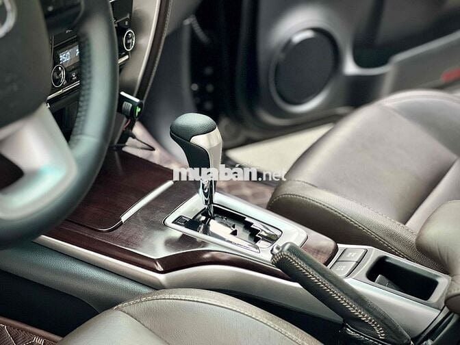 Toyota Fortuner 2017 2.7V 4x2 AT - rất mới.