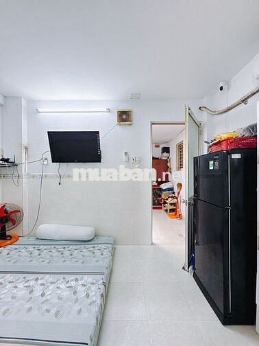 HOÀNG DIỆU Q4- HẺM 3m- 40m2 - 3 LẦU ĐÚC- CHỈ 4 TỶ NHỈNH